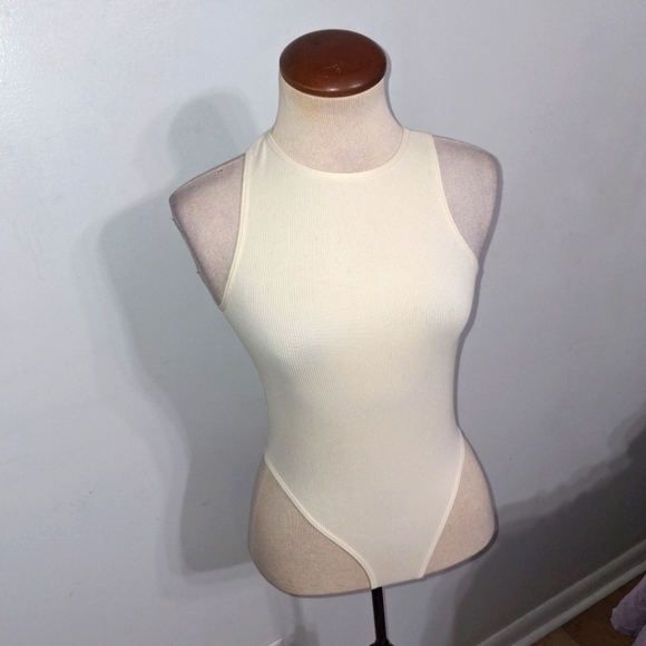 Fashion Nova - Sienna Seamless Bodysuit- W Sz Medium - Picture 2 of 8